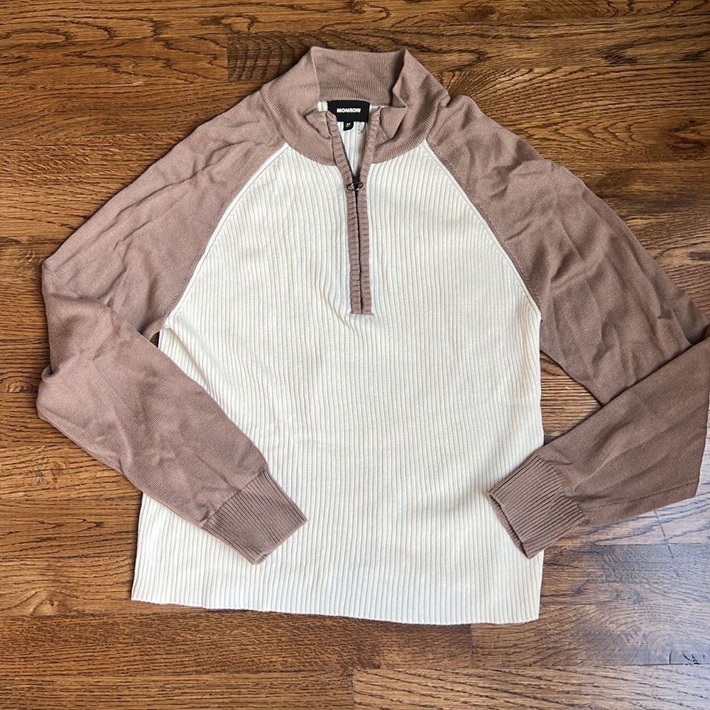 Monrow Two tone neutral 1/4 zip knit sweater size medium - Picture 4 of 12